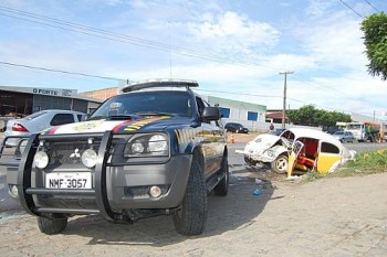 Acidente deixa trânsito lento na Avenida Menino Marcelo