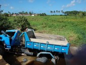 Caçamba capota em Marechal Deodoro