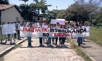 Assaltos e agressões levam alunos a protestar no Cepa