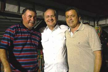 Mosart (1º à direita), com Renan e Almeida, assume presidência do diretório de Maceió após sua filiação ao partido