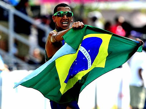 O maratonista Solonei Silva coroou, neste domingo, uma ascensão meteórica no atletismo ao conquistar a medalha de ouro na maratona dos Jogos Pan-Americanos de Guadalajara