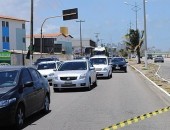 Acidente deixou duas pesssoas feridas e trânsito lento na Avenida