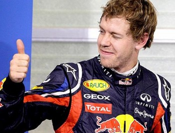 Vettel faz sinal de positivo