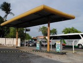 Posto de combustível ameaça cair e é interditado