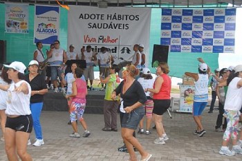 Projeto Verão Mais Saudável é encerrado com apresentação cultural