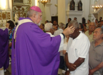 Celebração da Igreja Católica marca início da Quaresma