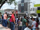 Agentes de endemias protestam em frente a Câmara de Maceió