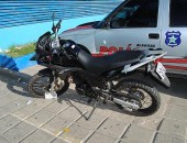 A motocicleta foi encontrada com os acusados