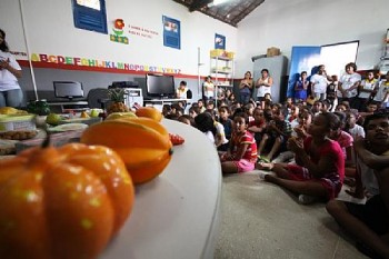 Estudantes de Santa Luzia do Norte participam de ação contra obesidade