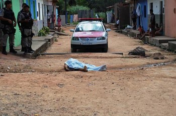 Jovem é assassinado próximo a parque municipal