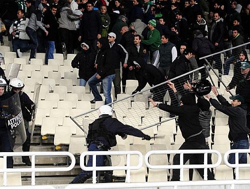 Briga da torcida grega