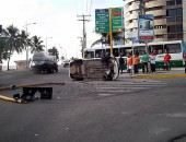 Acidente aconteceu nas primeiras horas de domingo