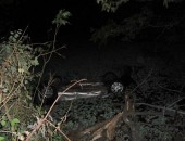 Carro dos universitários foi encontrado submerso em rio da Bahia.