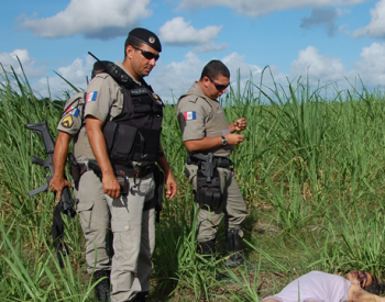 Mulher é encontrada assassinada em Marechal Deodoro