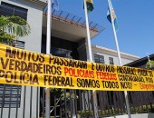 Servidores celebram mudança de comando da PF em Alagoas