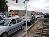 Trânsito caótico no bairro do Poço