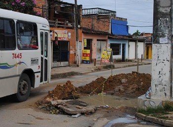 O buraco tem tirado o sossego dos moradores da região