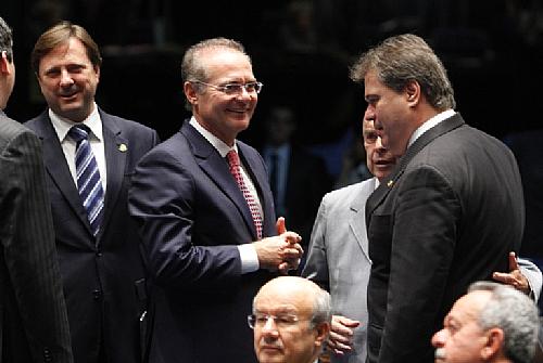 Renan é destacado como “debatedor” na lista dos parlamentares que fazem a diferença no Congresso