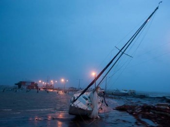 Apesar dos estragos, Isaac não teve a mesma dimensão destrutiva do Katrina, que devastou Nova Orleans, há sete anos.