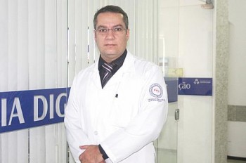 Gastroenterologista Carlos Amaral