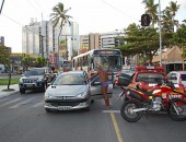 O Corpo de Bombeiros esteve no local do acidente