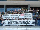 Policiais federais realizaram protesto em frente ao TRE/AL