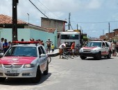 Homem é executado a tiros em frente a batalhão de polícia