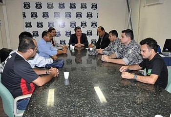 Delegados Paulo Cerqueira e Carlos Reis recebem diretores do Sindpol e representantes da FN