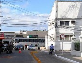 Estudantes protestam na porta do Palácio dos Palmares