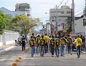 Estudantes protestam na porta do Palácio dos Palmares