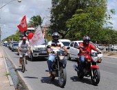 Manifestantes querem a suspensão da licitação