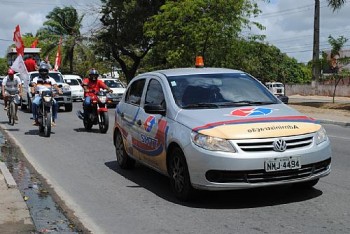 Manifestantes querem a suspensão da licitação