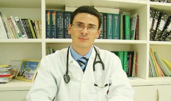 Nefrologista Rodrigo Peixoto