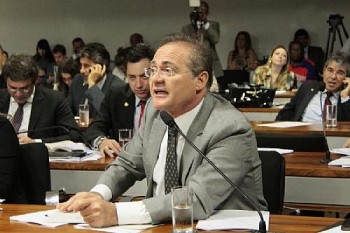 Renan encaminha votação de sua proposição durante a reunião da CAE