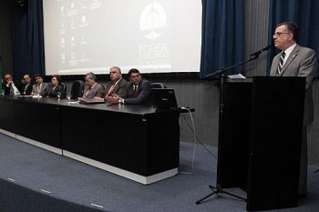 Presidente do TJ abre seminário na Esmal