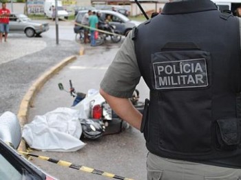 Edvaldo Siqueira dos Santos, de 33 anos, foi morto na saída do Conjunto José Tenório