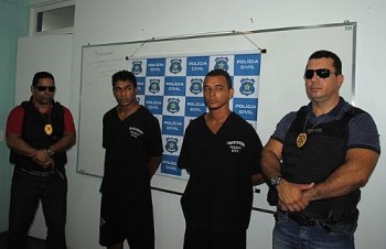 Delegados Antonio Edson, Paulo Cerqueira e Cícero Lima concedem coletiva