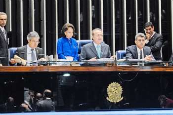 Adversário de Renan na eleição do Senado, Taques fez elogios à gestão do atual presidente da Casa