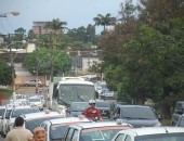 Taxistas voltam a protestar contra ataques à categoria