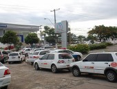 Taxistas voltam a protestar contra ataques à categoria