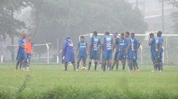 Treino do CSA na chuva