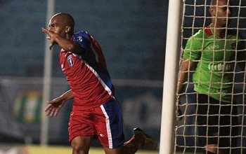 Comemoração do gol do Guará