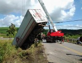 Corpo de motorista vítima de acidente é resgatado após mais de 24h