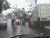 No Tabuleiro um motoqueiro ficou levemente ferido.