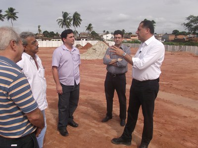 Secretário Dário Cesar acompanhado dos diretores da POAL João Alfredo e do IML de Maceió Luiz Mansur.