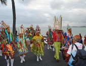 Giro de Folguedos leva 30 grupos de cultura popular para orla de Maceió