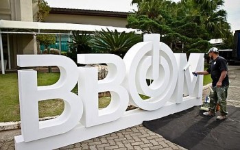 Logotipo da BBom, empresa de marketing multinível suspeita de ser pirâmide financeira