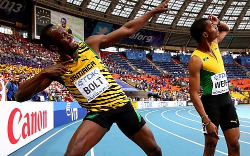 Usain Bolt conquista o ouro nos 200m