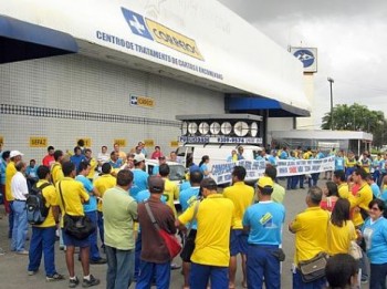 Servidores dos Correios em AL decretam greve por tempo indeterminado