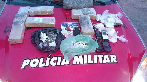 Material apreendido foi levado para a Central de Polícia